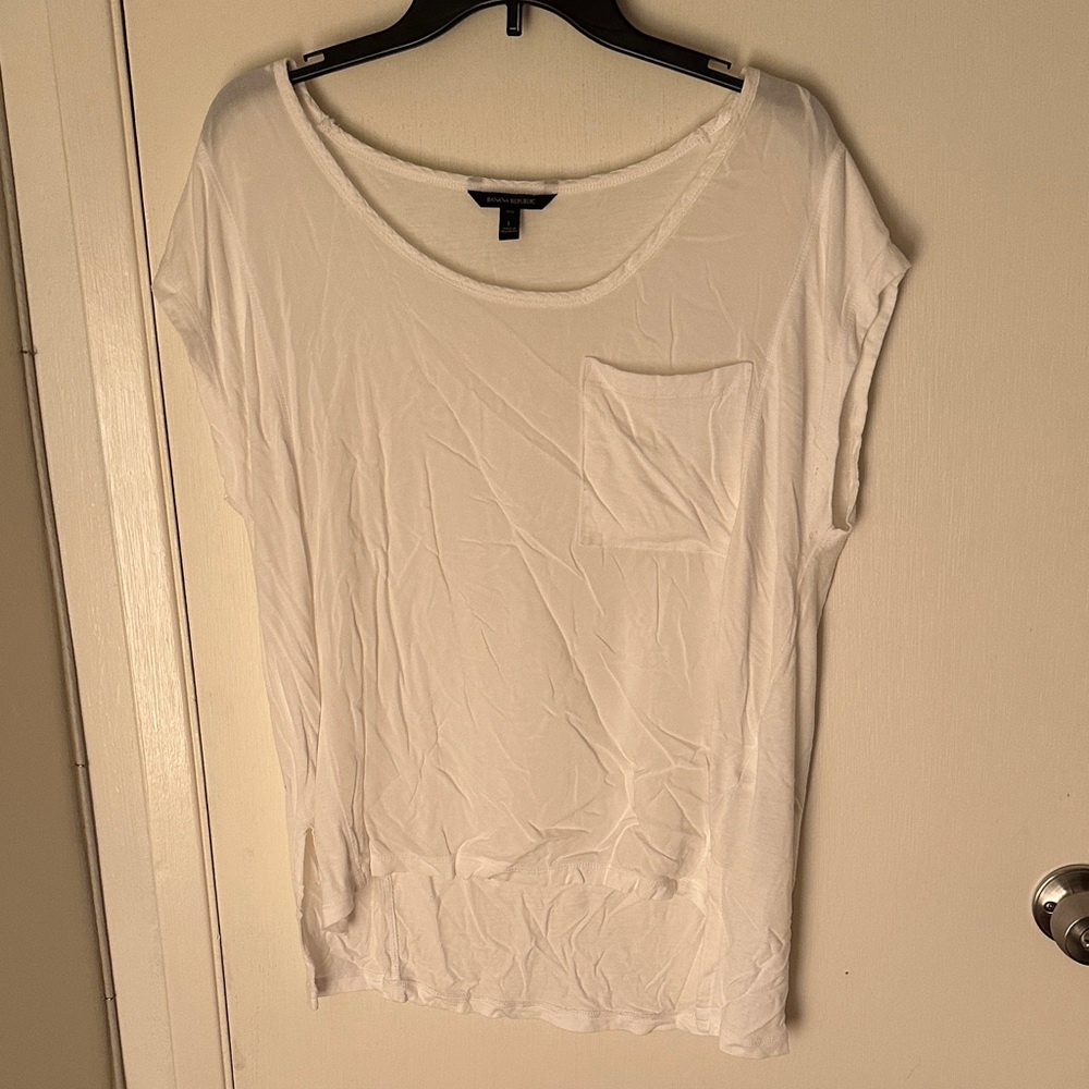 Banana Republic White Short Sleeve Tee